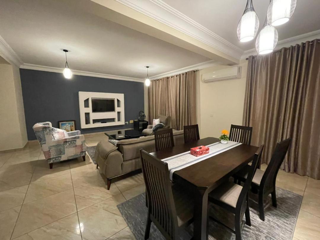 Bertha'S Court D-Plus Apartments Dzorwulu 외부 사진